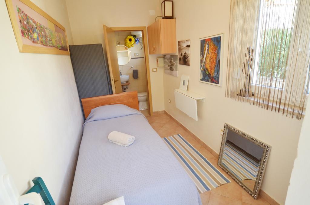 Apartments Mirta Rovinj Room photo
